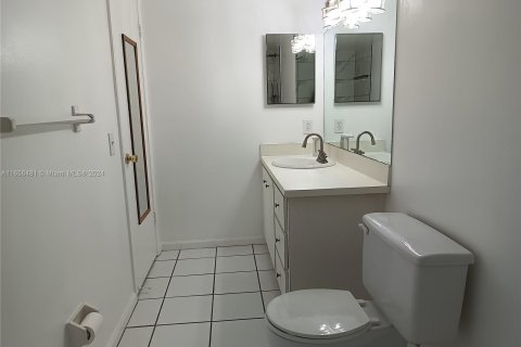 Copropriété à louer à Deerfield Beach, Floride: 2 chambres, 118.45 m2 № 1356851 - photo 13