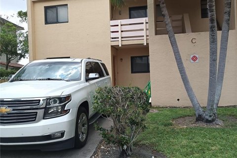 Condominio en alquiler en Deerfield Beach, Florida, 2 dormitorios, 118.45 m2 № 1356851 - foto 2