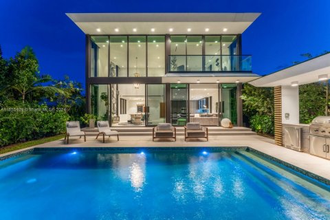 Casa en venta en Miami Beach, Florida, 4 dormitorios, 299.61 m2 № 1356804 - foto 16