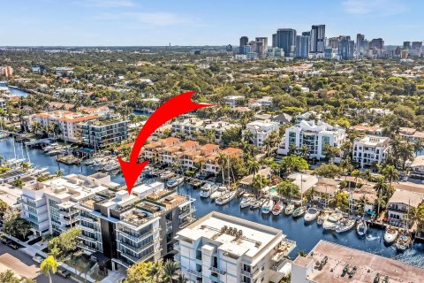 Copropriété à vendre à Fort Lauderdale, Floride: 3 chambres, 290.88 m2 № 1222398 - photo 3