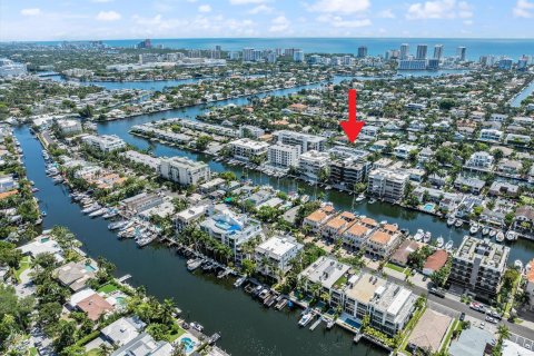 Copropriété à vendre à Fort Lauderdale, Floride: 3 chambres, 290.88 m2 № 1222398 - photo 4