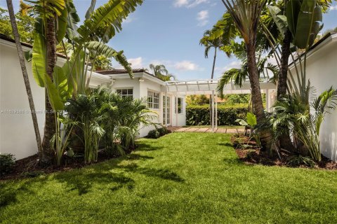 Villa ou maison à vendre à Coral Gables, Floride: 4 chambres, 196.67 m2 № 1293948 - photo 26