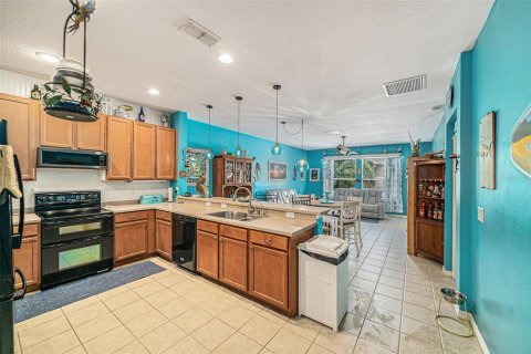Villa ou maison à vendre à Holiday, Floride: 3 chambres, 174.56 m2 № 1063853 - photo 8