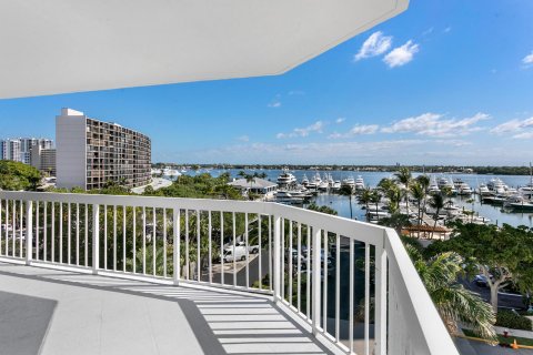 Condo in North Palm Beach, Florida, 2 bedrooms  № 1161974 - photo 27