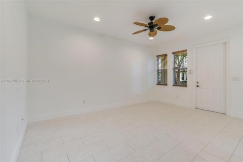 Condominio en venta en West Palm Beach, Florida, 2 dormitorios, 132.39 m2 № 1281783 - foto 8