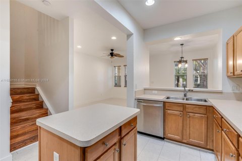 Condo in West Palm Beach, Florida, 2 bedrooms  № 1281783 - photo 12