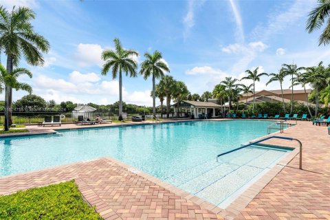 Condo in West Palm Beach, Florida, 2 bedrooms  № 1281783 - photo 27