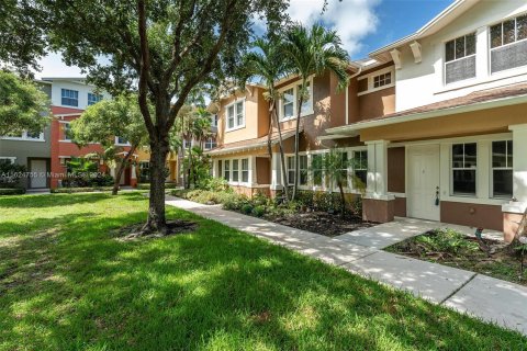 Condo in West Palm Beach, Florida, 2 bedrooms  № 1281783 - photo 2