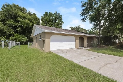 Villa ou maison à vendre à Brandon, Floride: 2 chambres, 115.38 m2 № 1320505 - photo 2