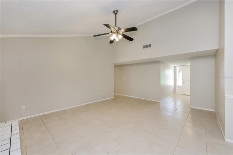 Villa ou maison à vendre à Brandon, Floride: 2 chambres, 115.38 m2 № 1320505 - photo 4