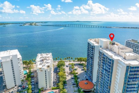 Copropriété à vendre à Miami, Floride: 2 chambres, 95.69 m2 № 1394975 - photo 1