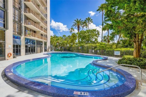 Copropriété à vendre à Miami, Floride: 2 chambres, 95.69 m2 № 1394975 - photo 20