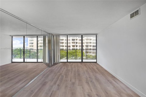 Copropriété à vendre à Miami, Floride: 2 chambres, 95.69 m2 № 1394975 - photo 2