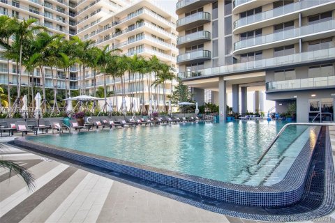 Condo in Miami, Florida, 1 bedroom  № 1395024 - photo 19