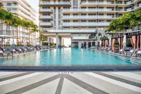 Condo in Miami, Florida, 1 bedroom  № 1395024 - photo 18