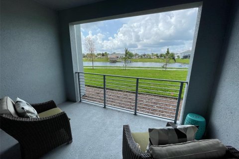 Condo in Kissimmee, Florida, 2 bedrooms  № 1322219 - photo 22