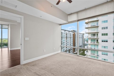 Condo in Orlando, Florida, 2 bedrooms  № 1322257 - photo 19