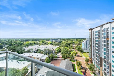 Condo in Orlando, Florida, 2 bedrooms  № 1322257 - photo 6