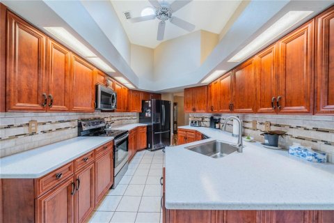 Casa en venta en Sun City Center, Florida, 2 dormitorios, 182.09 m2 № 1341874 - foto 18