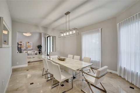 Villa ou maison à vendre à Miramar, Floride: 5 chambres, 404.31 m2 № 1238681 - photo 23