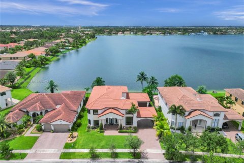 Villa ou maison à vendre à Miramar, Floride: 5 chambres, 404.31 m2 № 1238681 - photo 11