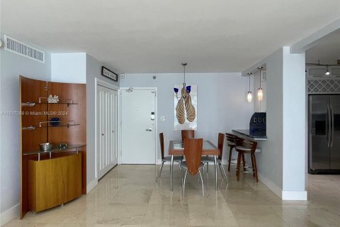 Copropriété à vendre à Miami Beach, Floride: 2 chambres, 95.69 m2 № 1238715 - photo 5