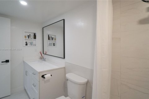 Copropriété à vendre à Miami Beach, Floride: 2 chambres, 92.9 m2 № 1049522 - photo 13