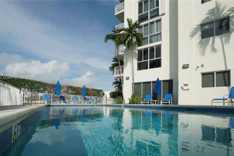 Copropriété à vendre à Miami Beach, Floride: 2 chambres, 92.9 m2 № 1049522 - photo 3