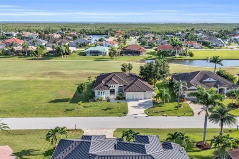 Villa ou maison à vendre à Punta Gorda, Floride: 3 chambres, 203.55 m2 № 1323232 - photo 6