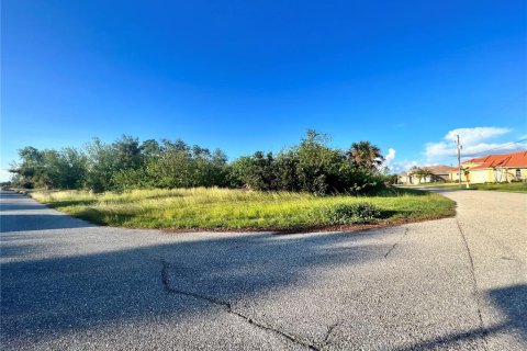 Terreno en venta en Port Charlotte, Florida № 1275039 - foto 3