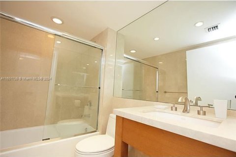 Condominio en venta en Miami Beach, Florida, 2 dormitorios, 100.15 m2 № 1227547 - foto 13