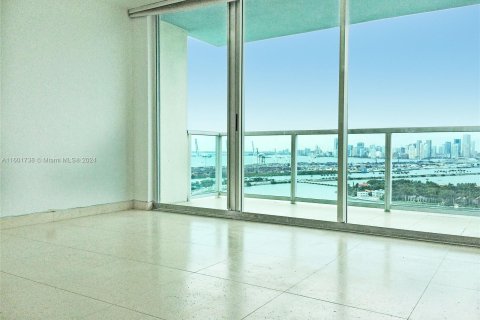 Condominio en venta en Miami Beach, Florida, 2 dormitorios, 100.15 m2 № 1227547 - foto 8