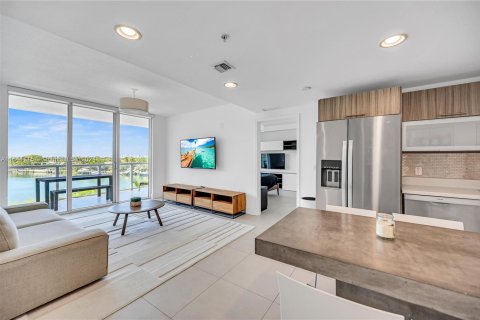 Copropriété à vendre à Miami Beach, Floride: 2 chambres, 88.44 m2 № 1328248 - photo 25