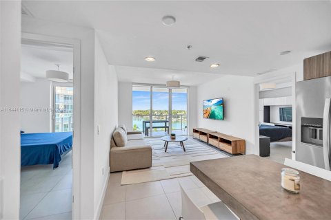 Copropriété à vendre à Miami Beach, Floride: 2 chambres, 88.44 m2 № 1328248 - photo 16