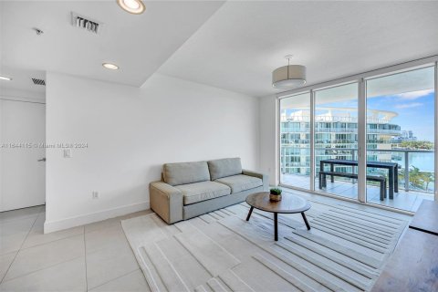 Copropriété à vendre à Miami Beach, Floride: 2 chambres, 88.44 m2 № 1328248 - photo 23