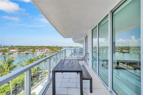 Copropriété à vendre à Miami Beach, Floride: 2 chambres, 88.44 m2 № 1328248 - photo 8