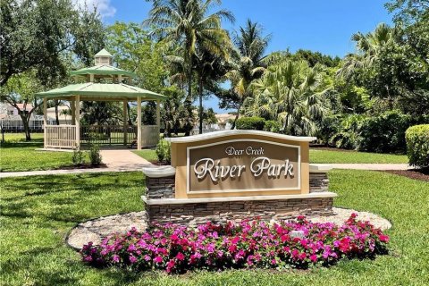 Casa en venta en Deerfield Beach, Florida, 3 dormitorios, 165.37 m2 № 1226040 - foto 4