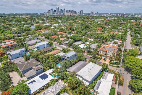 House in Fort Lauderdale, Florida 5 bedrooms, 368.08 sq.m. № 1227054 - photo 5