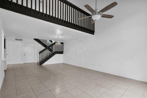 Touwnhouse à vendre à Miami Gardens, Floride: 3 chambres, 146.6 m2 № 1227024 - photo 25