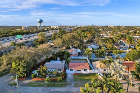 Villa ou maison à vendre à Hollywood, Floride: 3 chambres, 106.19 m2 № 1029042 - photo 3