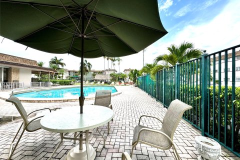 Copropriété à vendre à Davie, Floride: 2 chambres, 79.52 m2 № 1076798 - photo 4