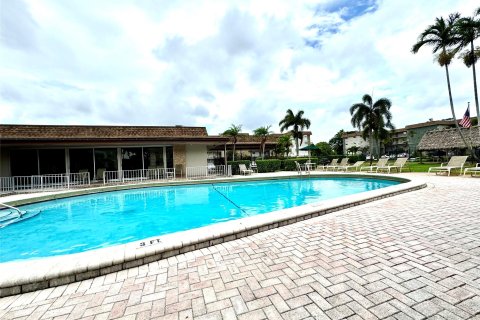 Copropriété à vendre à Davie, Floride: 2 chambres, 79.52 m2 № 1076798 - photo 1