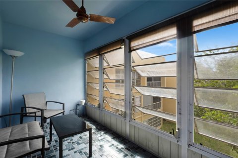 Condominio en venta en Tamarac, Florida, 1 dormitorio, 61.32 m2 № 1076847 - foto 13
