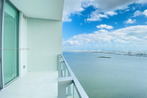 Condo in Miami, Florida, 3 bedrooms  № 1384066 - photo 27