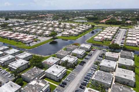 Condo in Delray Beach, Florida, 2 bedrooms  № 1067453 - photo 20