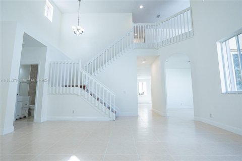 Casa en venta en Weston, Florida, 4 dormitorios, 225.2 m2 № 1067448 - foto 9