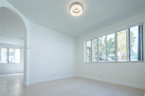 Casa en venta en Weston, Florida, 4 dormitorios, 225.2 m2 № 1067448 - foto 10