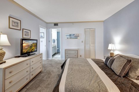 Condominio en venta en Highland Beach, Florida, 2 dormitorios, 115.11 m2 № 1035844 - foto 12