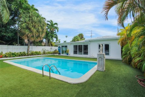 Casa en venta en Miami Beach, Florida, 4 dormitorios, 173.36 m2 № 1410708 - foto 19