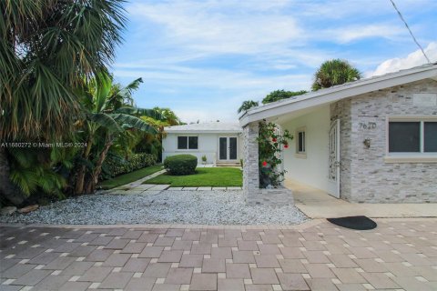 Casa en venta en Miami Beach, Florida, 4 dormitorios, 173.36 m2 № 1410708 - foto 24